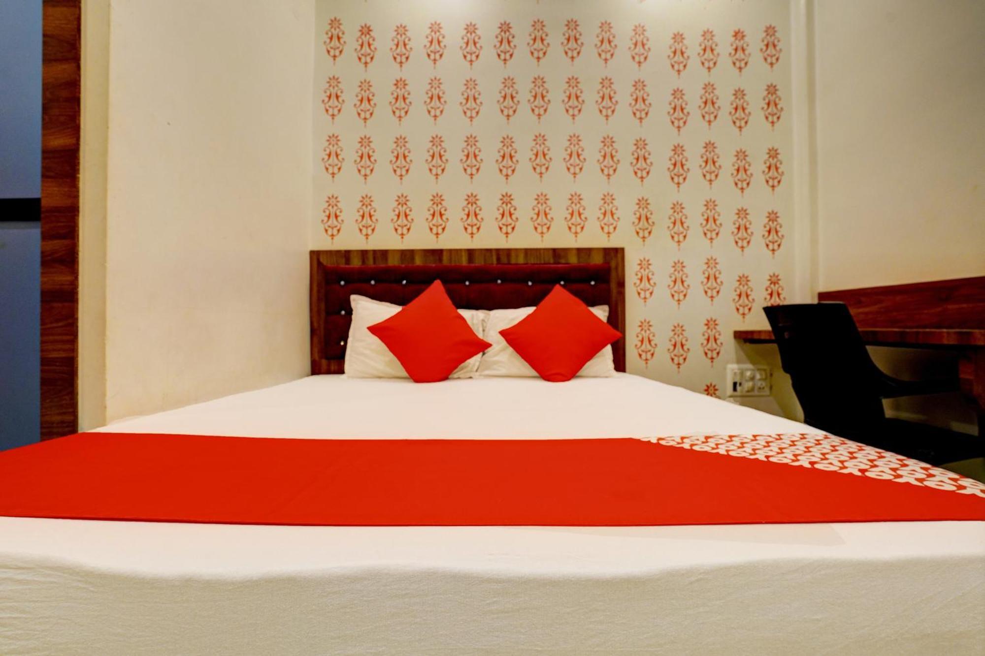 Hotel Aga Begs Мумбаи Экстерьер фото