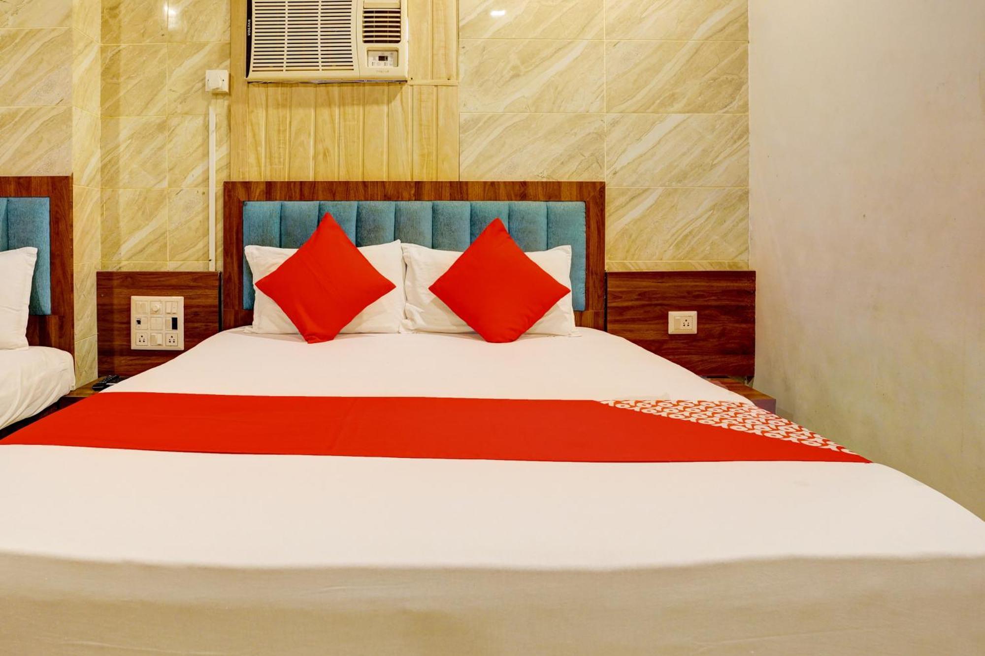 Hotel Aga Begs Мумбаи Экстерьер фото